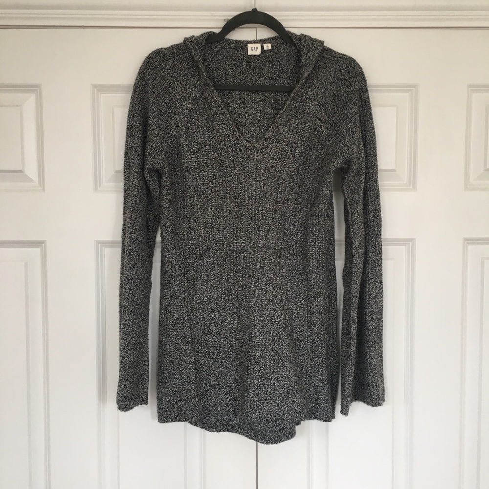 Gap - V-Neck Hoodie Sweater